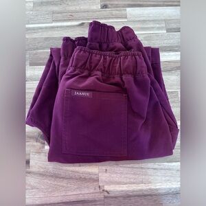 JAANUU Jogger Scrub pants size small